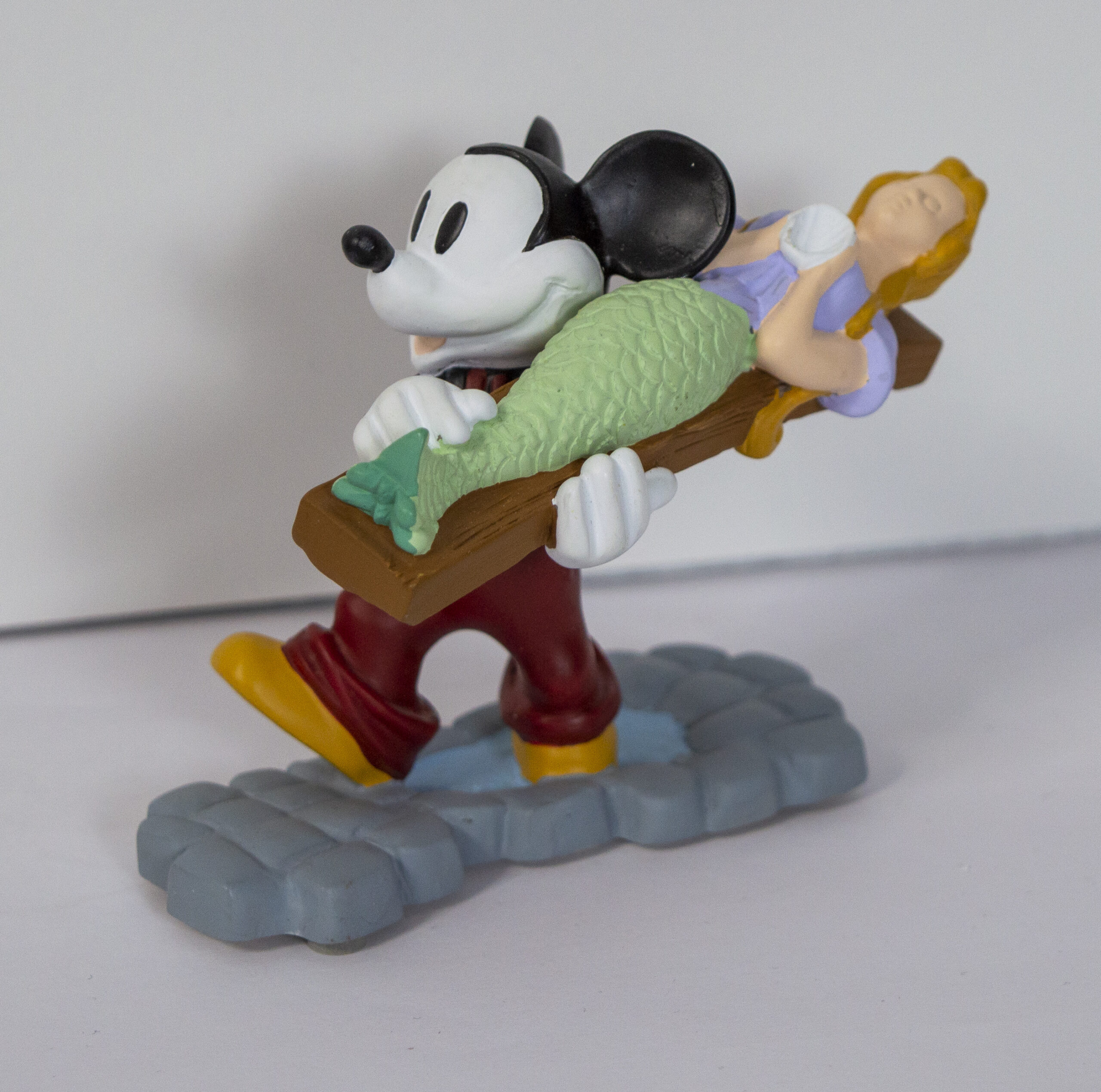 Estatua resina mickey con sirena