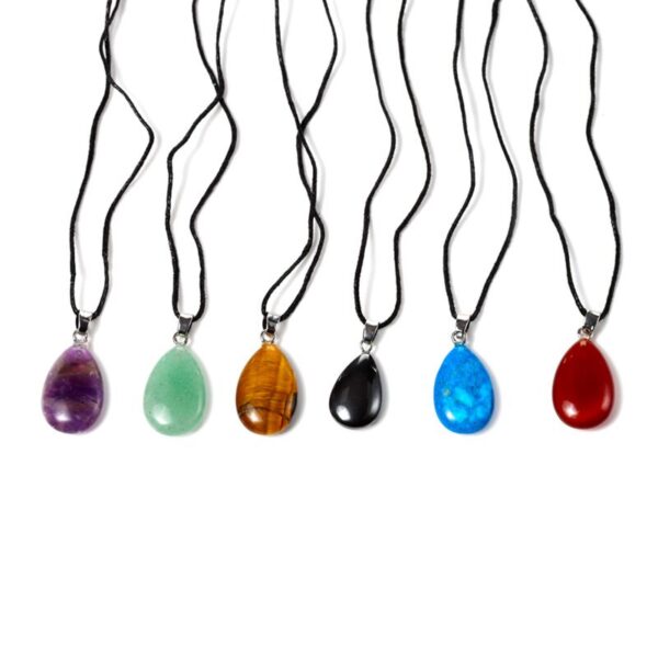 colgante de piedra lágrima